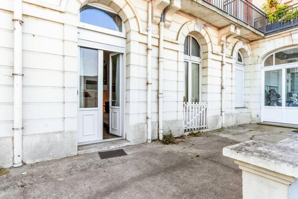 Juste La Plage - Studio Classe 3 Etoiles - Face A La Mer Houlgate Eksteriør billede